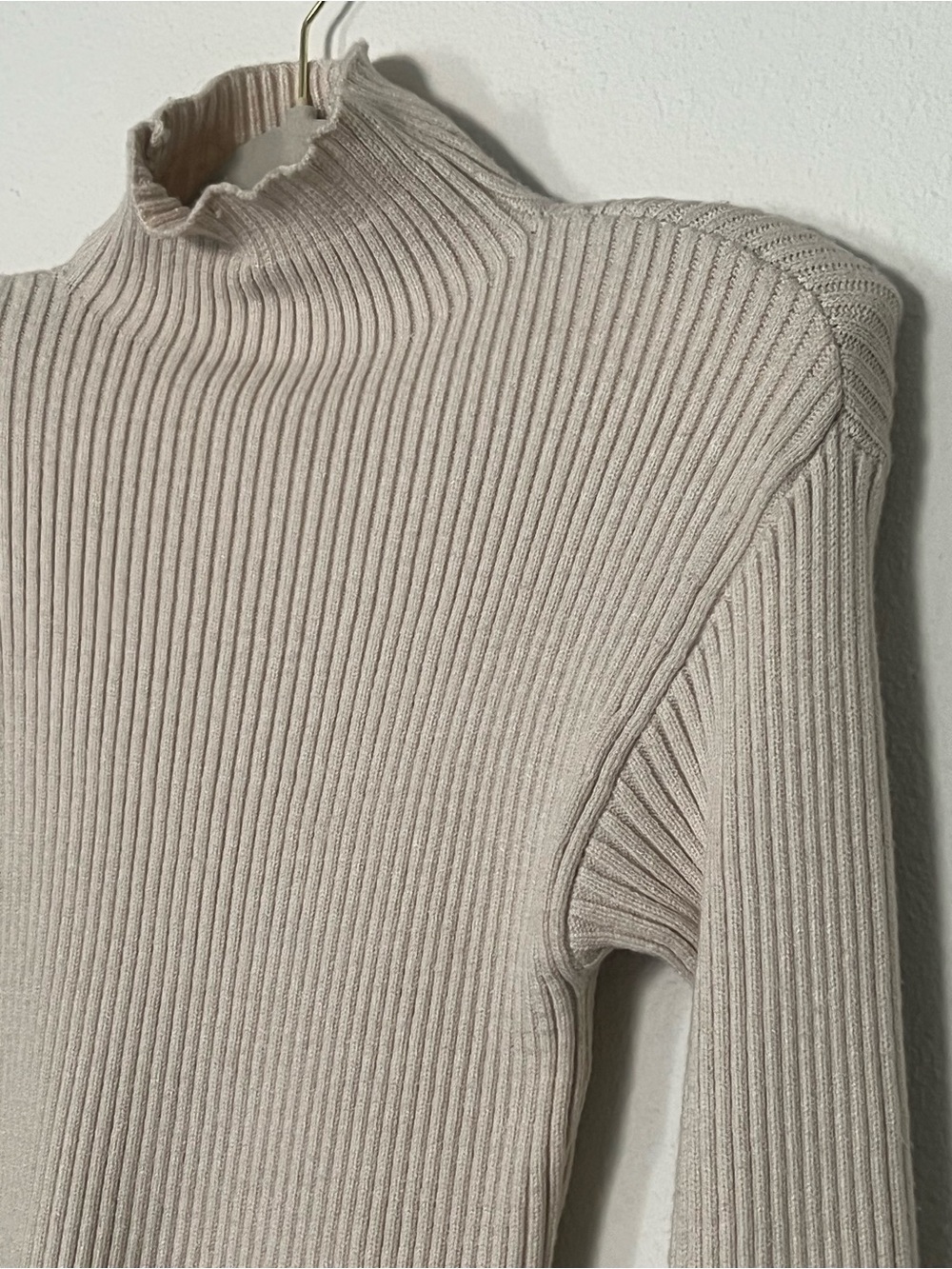 NWT Zara Ribbed Mock Neck Sweater - Neutral Cream